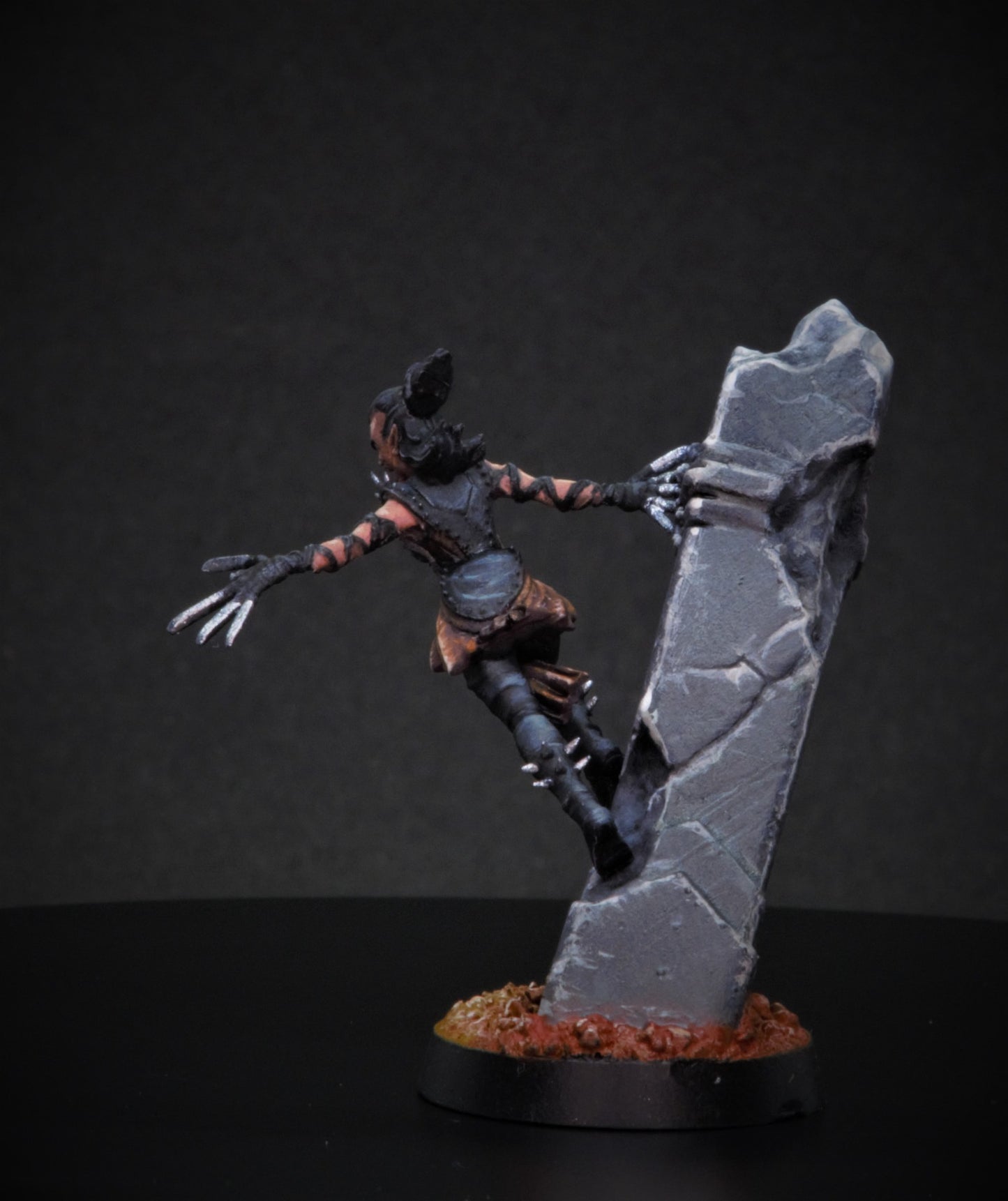 RPG/Tabletop Gaming Miniature - Shezra-Val - Black Dragon Faction Darkun - Unpainted